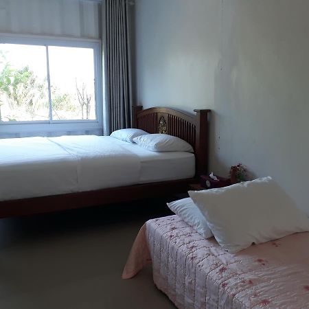 Farsai Homestay Lop Buri Eksteriør bilde